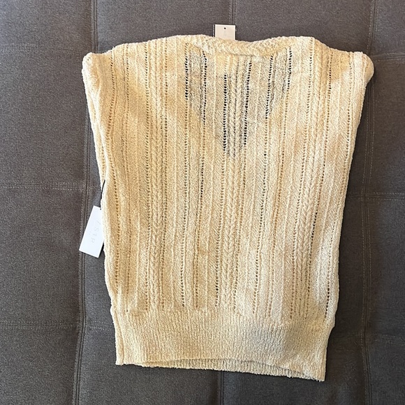 NWT ASTR Cream Wrap Front Sweater (S) - Picture 5 of 6
